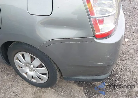 2005 Toyota Prius from USA, damaged, VIN JTDKB22U153080381